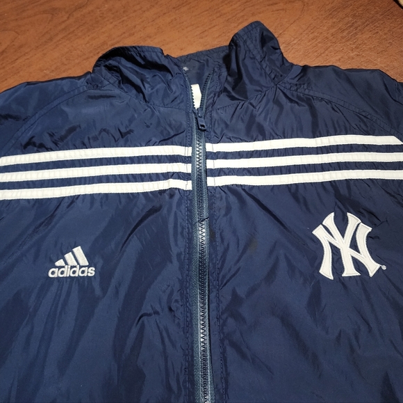 Vintage Adidas New York "NY" Yankees Windbreaker Jacket - Picture 6 of 10